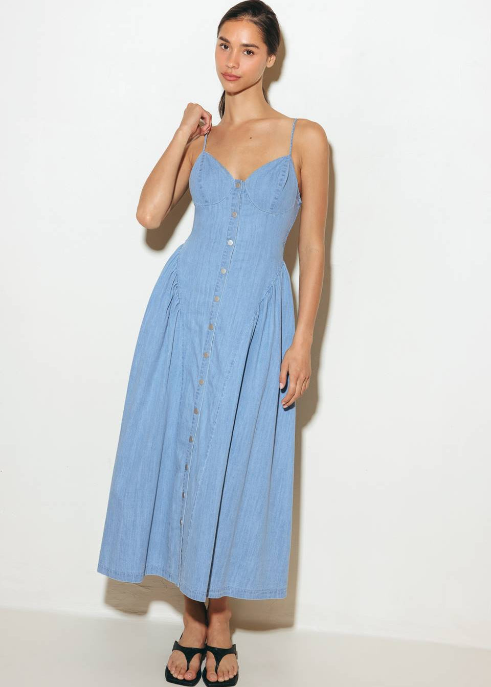 THE SIENNA BUTTON-FRONT DENIM MIDI DRESS