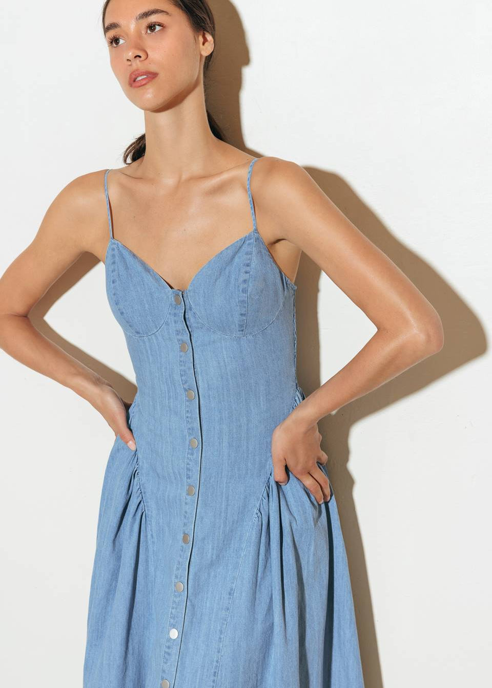THE SIENNA BUTTON-FRONT DENIM MIDI DRESS