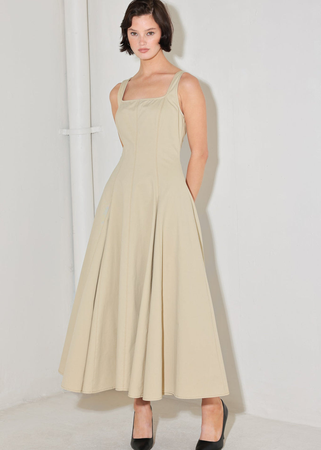 THE DUNEFORM MIDI DRESS