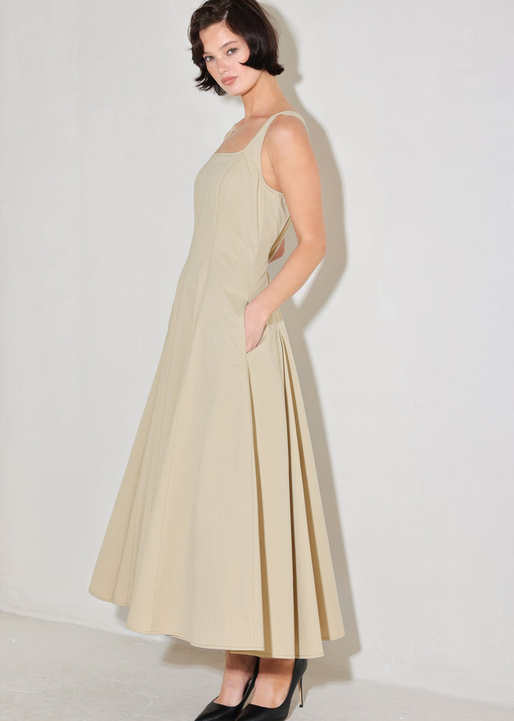 THE DUNEFORM MIDI DRESS