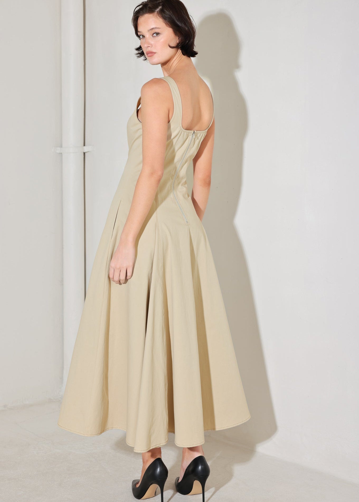 THE DUNEFORM MIDI DRESS