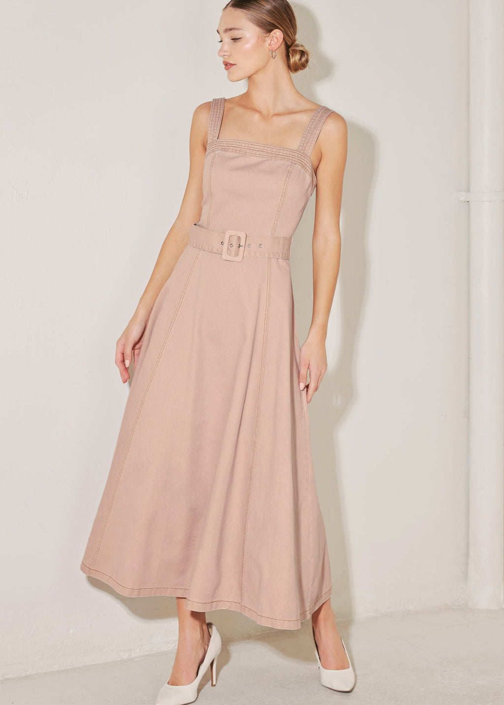 ELEVATED NEUTRAL BLUSH WOVEN MIDI DRESS