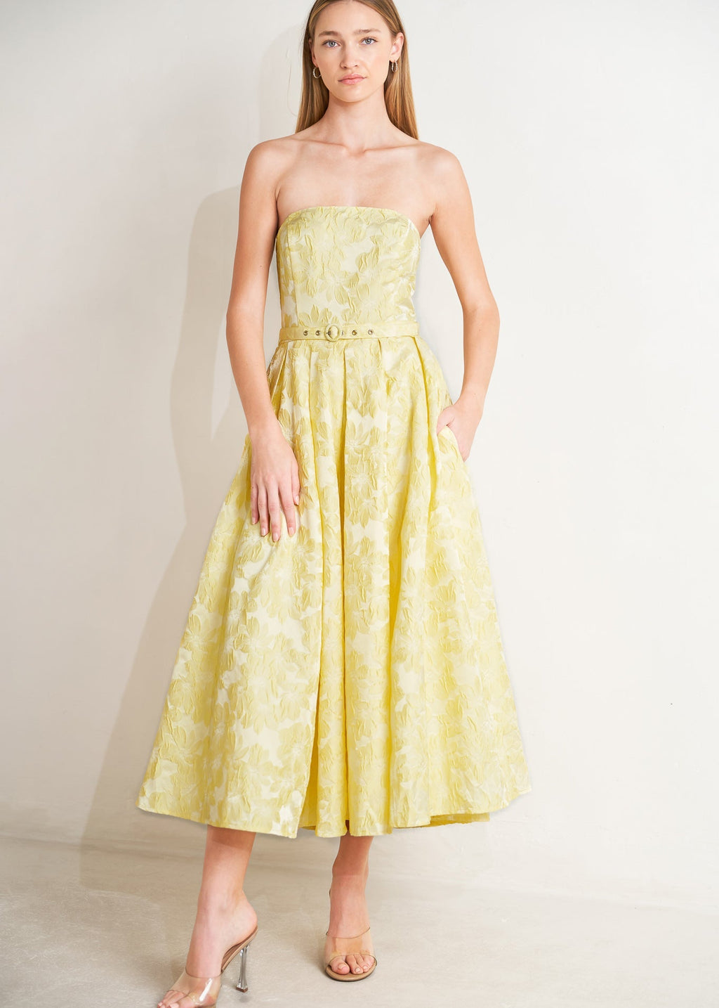 THE GOLDEN MEADOW STRAPLESS MIDI DRESS