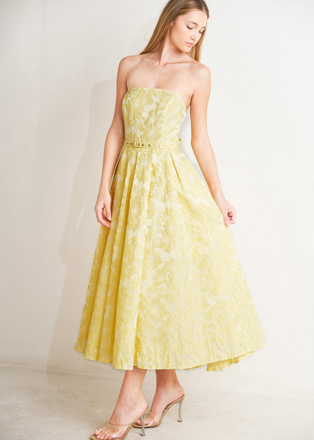 THE GOLDEN MEADOW STRAPLESS MIDI DRESS