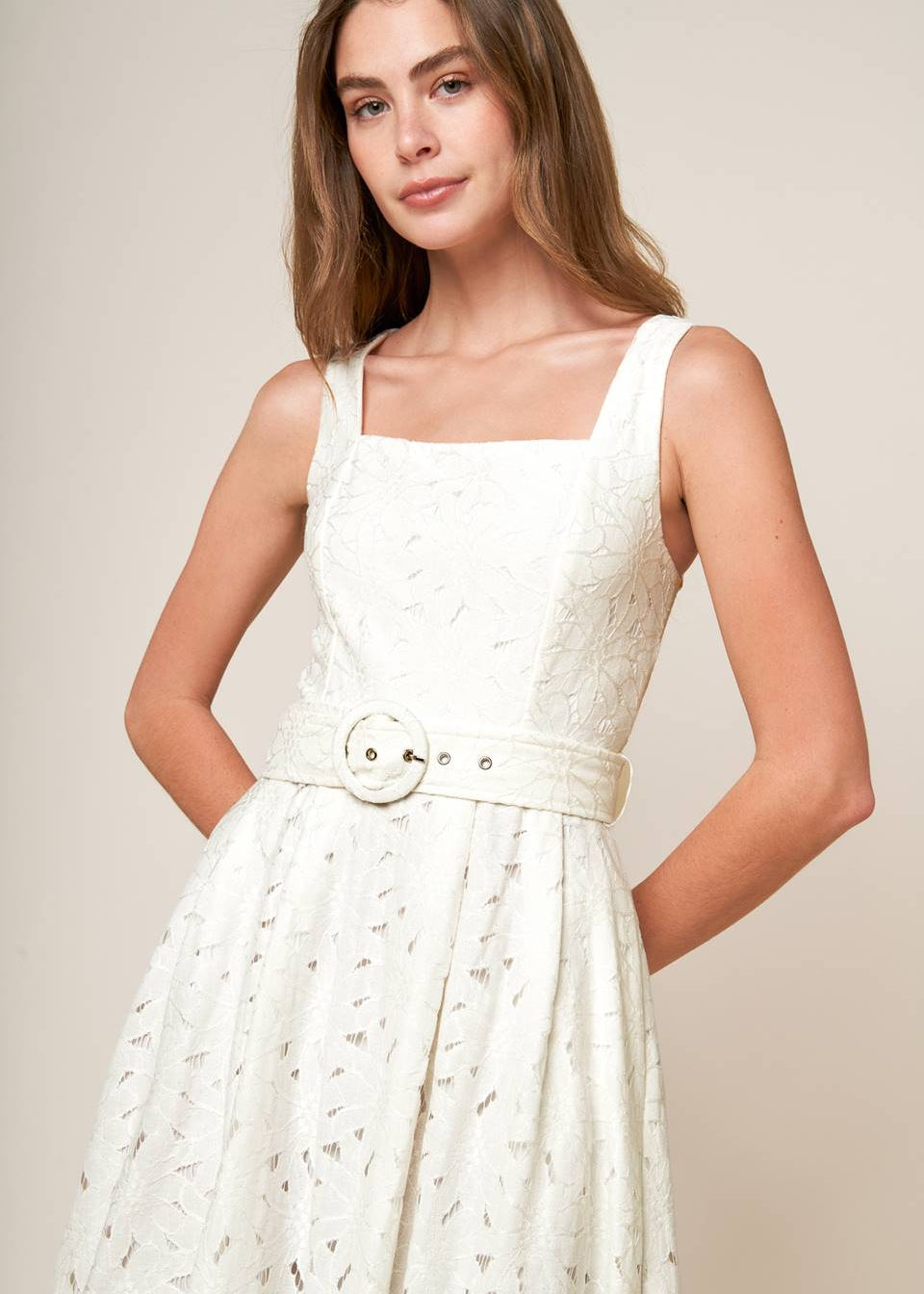 THE ELOWEN LACE MIDI DRESS