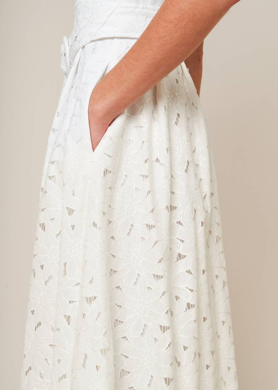 THE ELOWEN LACE MIDI DRESS
