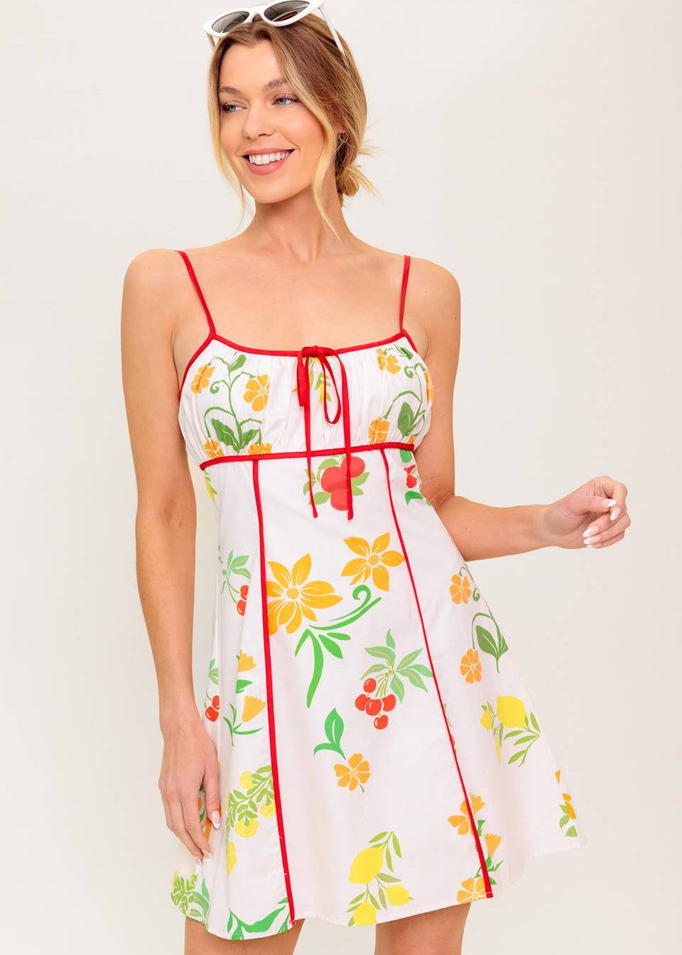 THE SCARLET PICNIC MINI