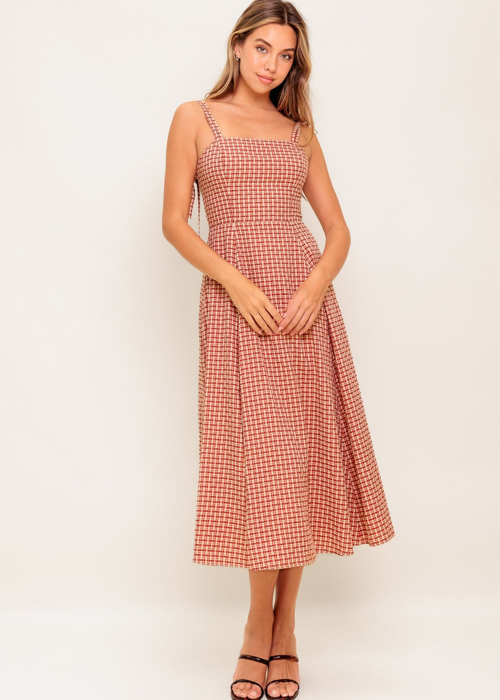 COUNTRYSIDE CHARM PLAID MIDI DRESS