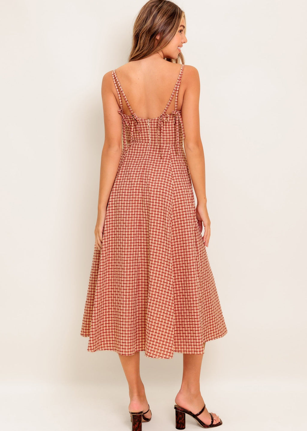 COUNTRYSIDE CHARM PLAID MIDI DRESS