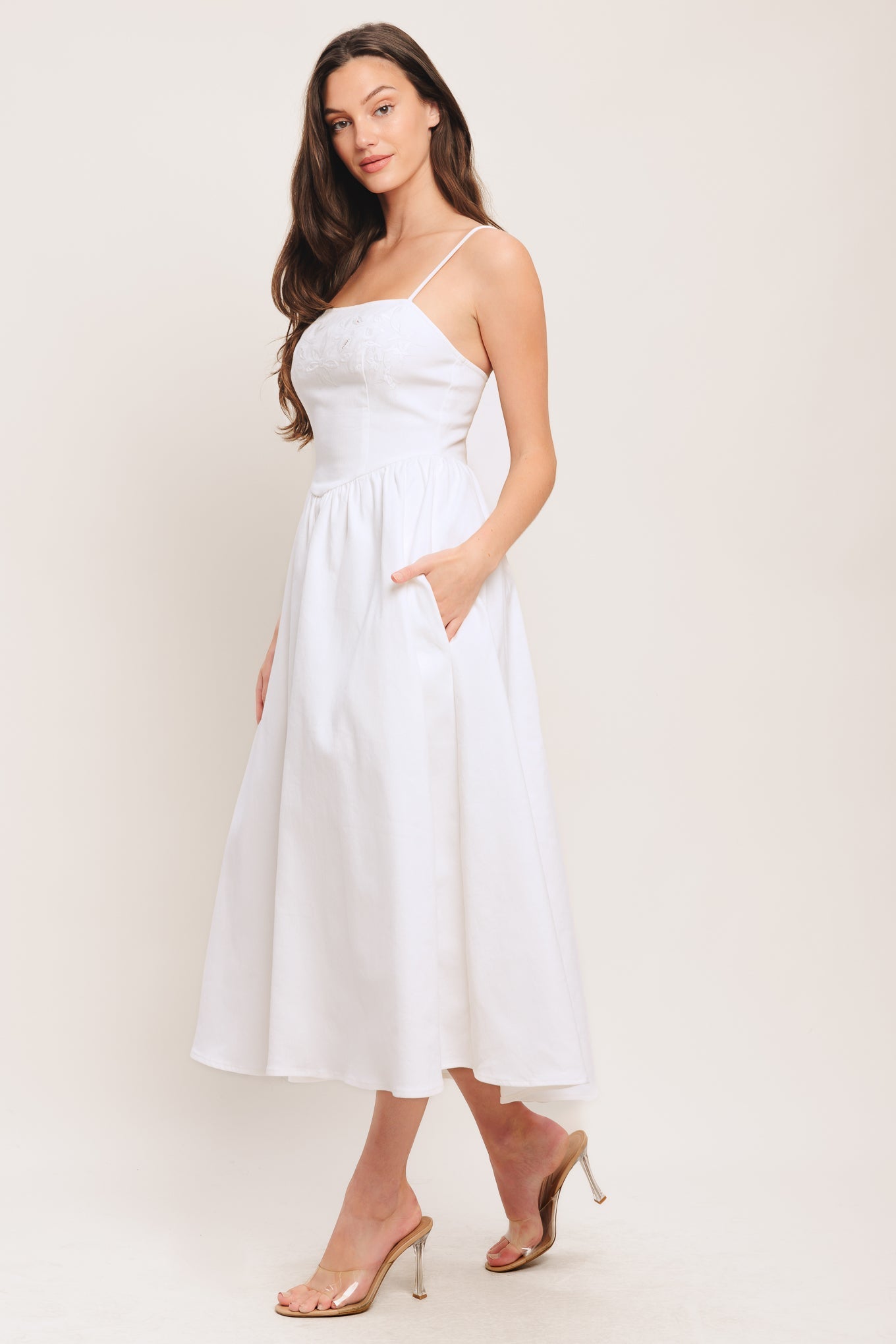 WHITE GARDEN WOVEN MIDI DRESS