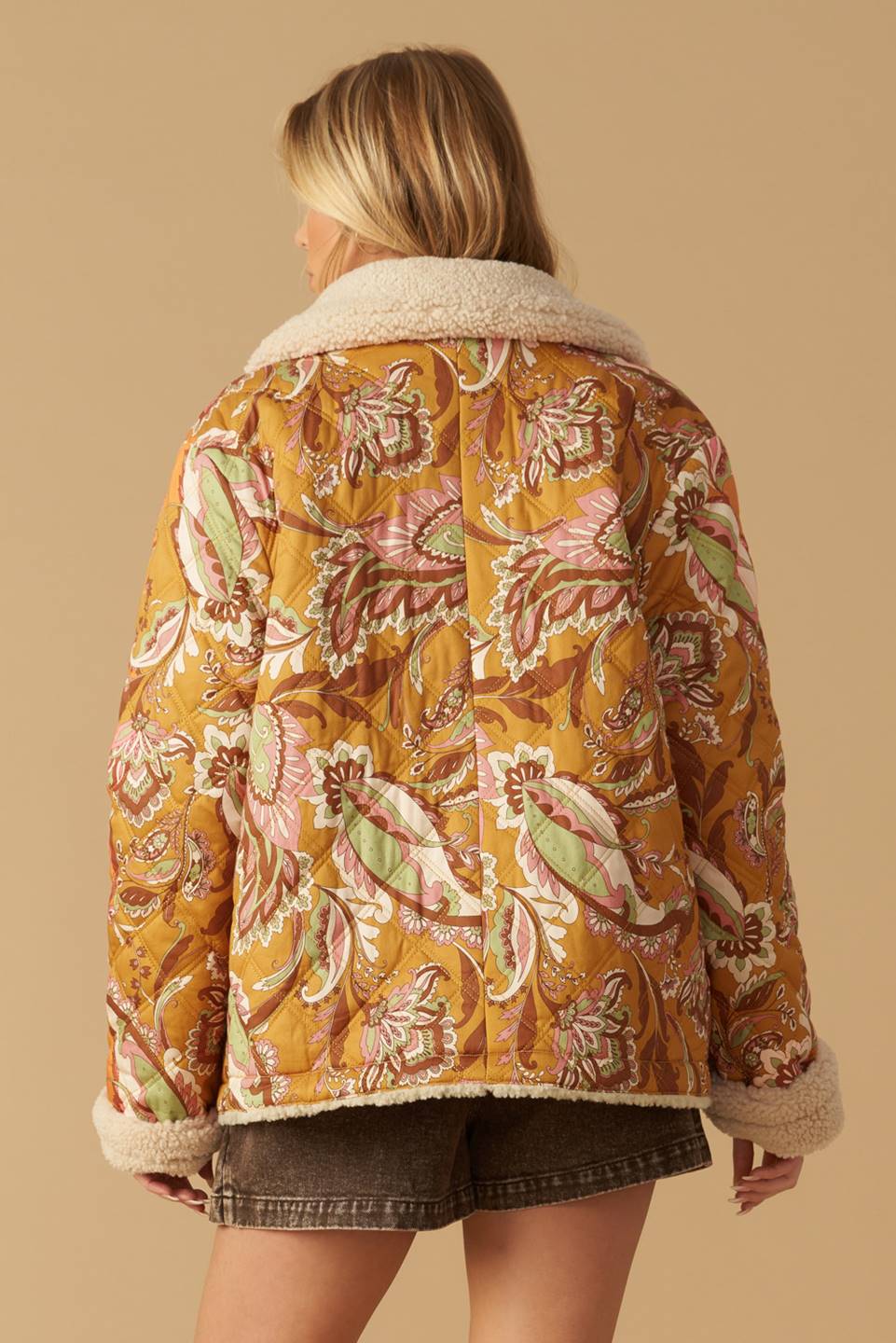 STAY THE SAME QUILT JACKET Secondary image