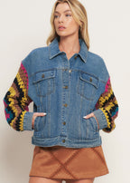 Fashion denim jacket with crochet sleeve contrast and button front