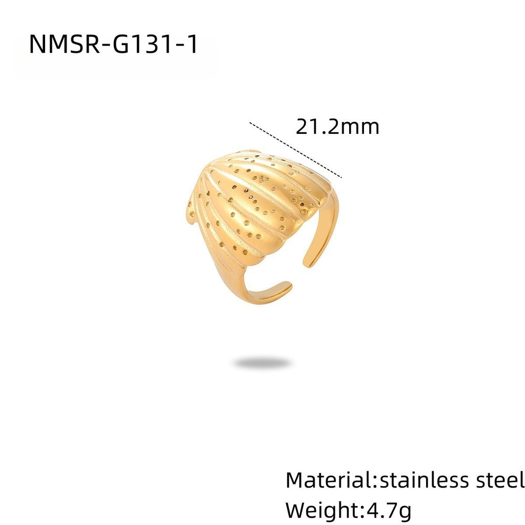 Gold ring with measurements and material information on a white background