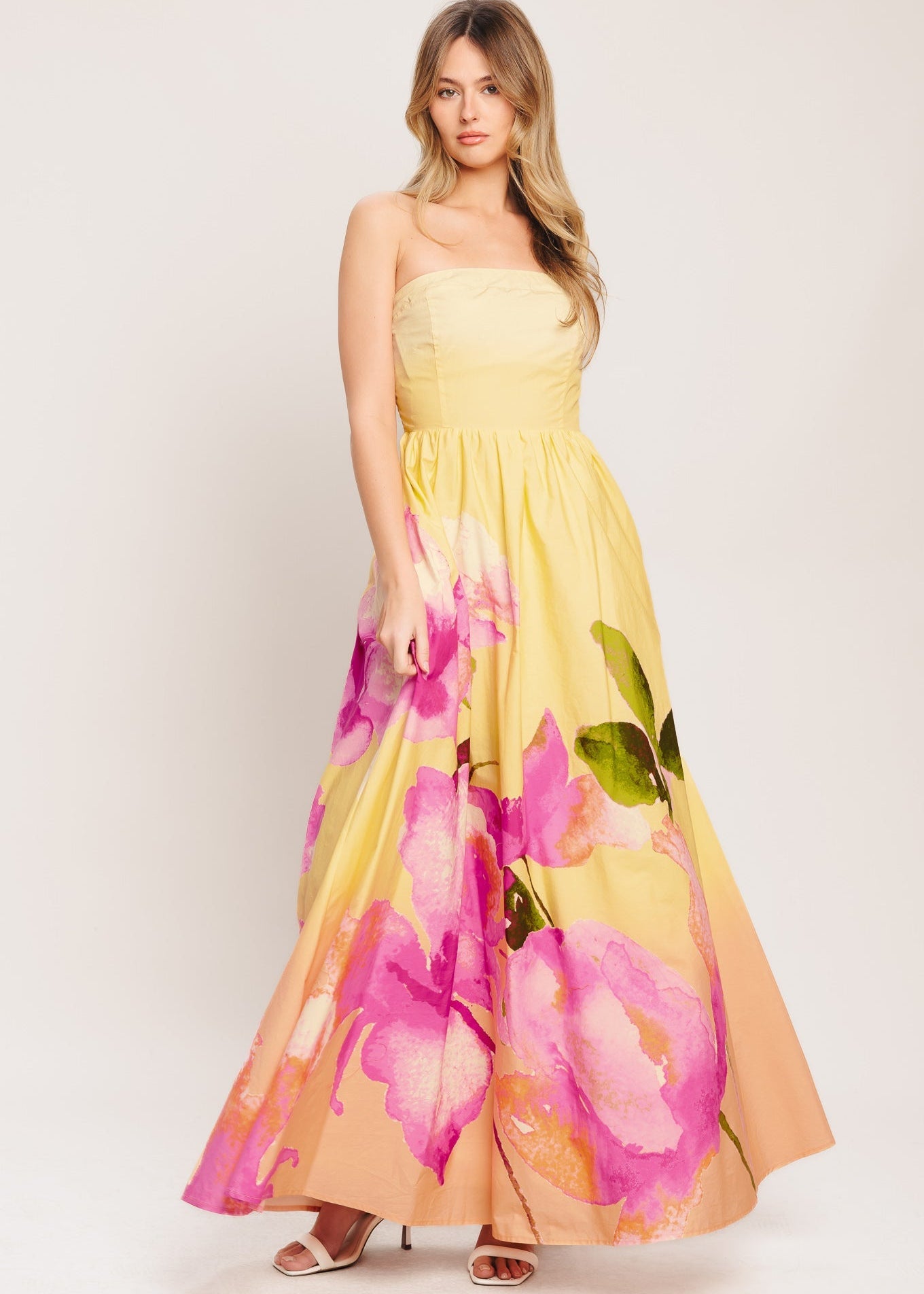 Close up of strapless bodice on ombre woven maxi dress